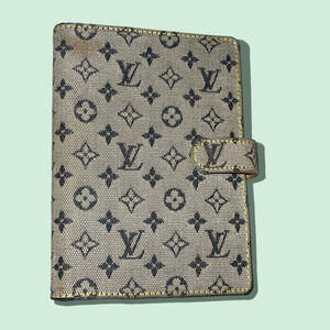 NOT FOR SALE Louis Vuitton Creme and slate coated canvas Monogram agenda cover